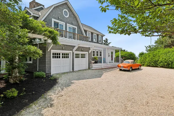 160 Sound DR, Greenport, NY 11944