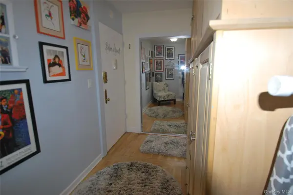 4 Stokes RD #2C, Yonkers, NY 10710