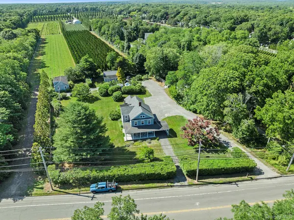 718 Montauk HWY, East Quogue, NY 11942