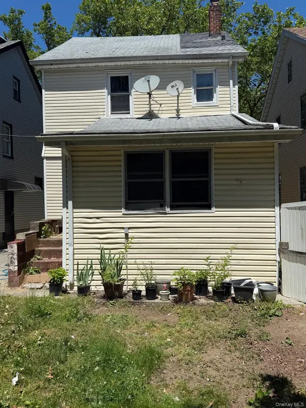 241-08 Mayda RD, Rosedale, NY 11422