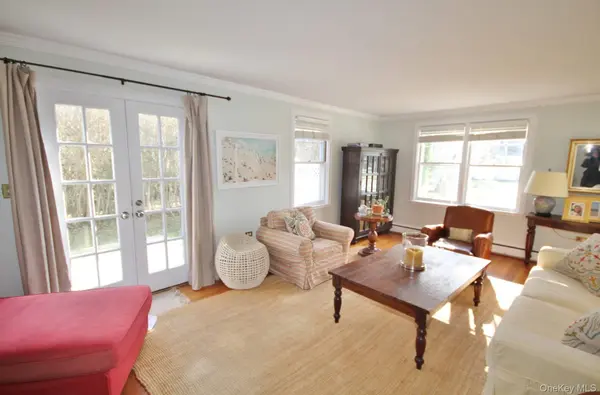 45 Cooper ST, Southampton, NY 11968