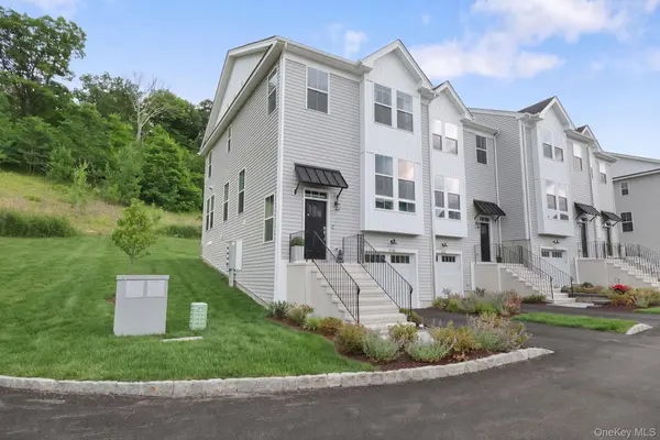 4048 Chestnut Ridge RD, Fishkill, NY 12524