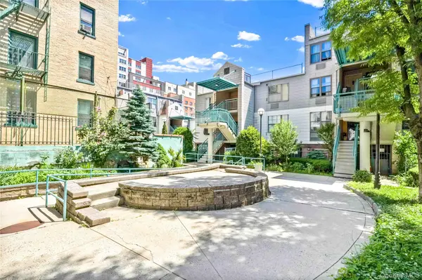 524 E 159th ST #2C, Bronx, NY 10451