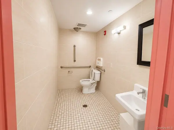 136-82 39th AVE #2FL, Flushing, NY 11354