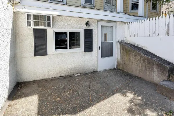 1970 E Main ST #APT 1974, Mohegan Lake, NY 10547