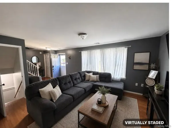 38 Zugibe CT, West Haverstraw, NY 10993