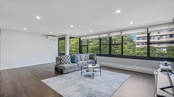 166-10 Powells Cove BLVD #6C, Whitestone, NY 11357