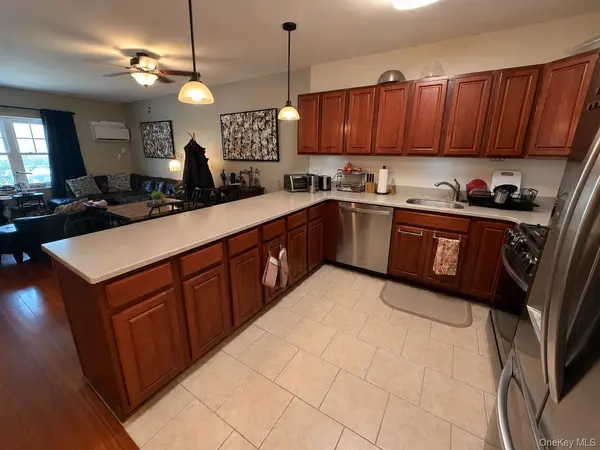 138 Beach 92nd ST #1A, Rockaway Beach, NY 11693