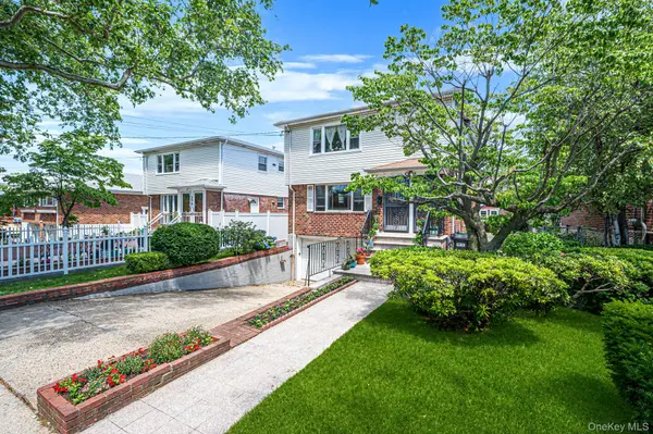 14615 27th AVE, Flushing, NY 11354