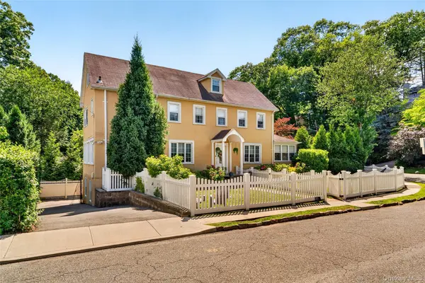 2 Stewart AVE, Tuckahoe, NY 10707