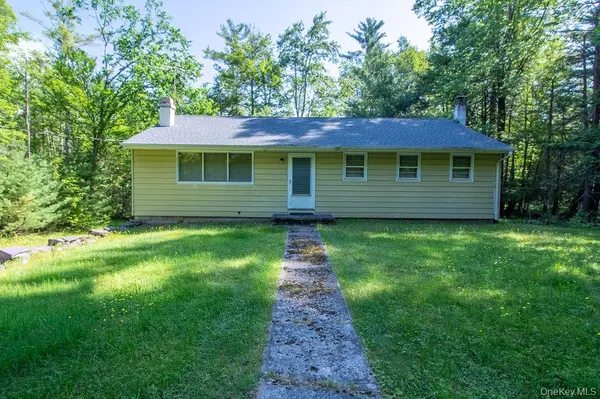 810 Ulster Heights RD, Ellenville, NY 12428
