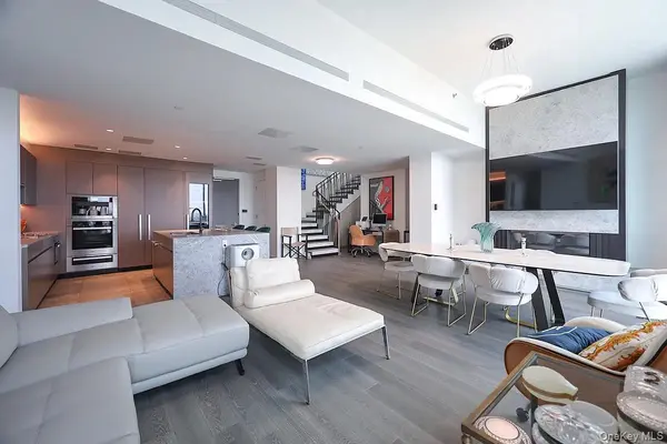 133-36 37th AVE #PH3B, Flushing, NY 11354