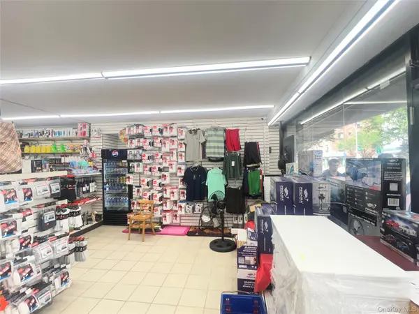 33 Ave A, New York (manhattan), NY 10009