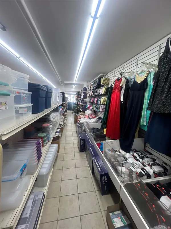 33 Ave A, New York (manhattan), NY 10009