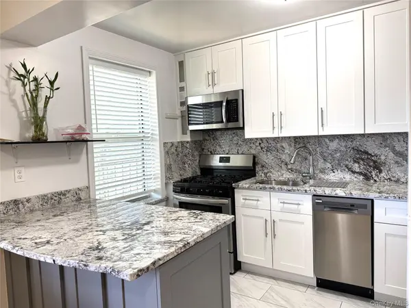 141-35 79th AVE #3M, Flushing, NY 11367