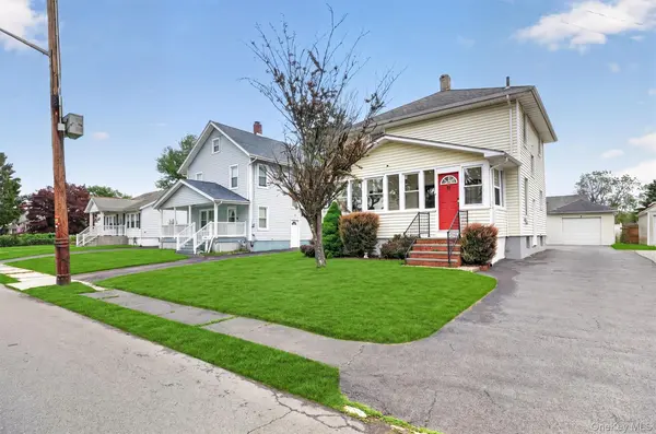 11 Columbia AVE, Middletown, NY 10940