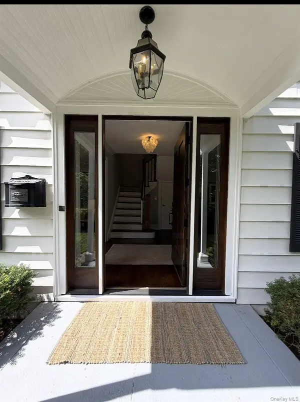 12 Drake RD, Scarsdale, NY 10583