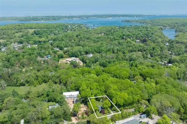 16 Bowditch RD, Shelter Island, NY 11964