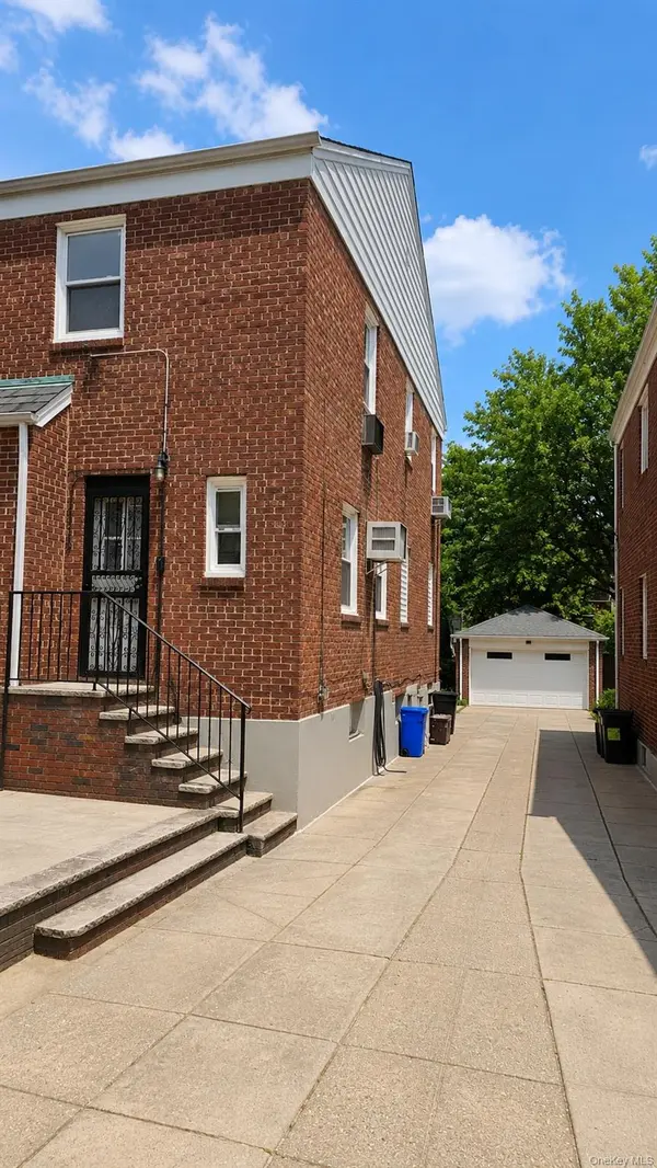 137-53 71st AVE, Kew Garden Hills, NY 11367
