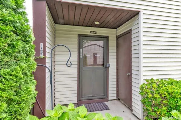 100 Daly BLVD #1802, Oceanside, NY 11572