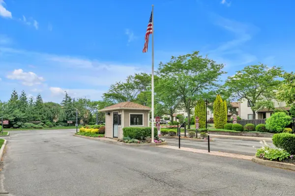 100 Daly BLVD #1802, Oceanside, NY 11572