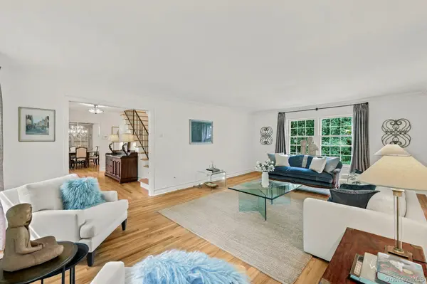 629 Scarborough RD, Briarcliff Manor, NY 10510