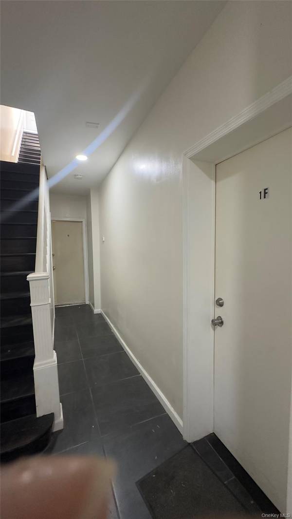 660 Warwick ST, Brooklyn, NY 11207