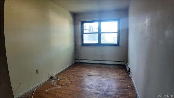 80 Sneden PL #80, Spring Valley, NY 10977