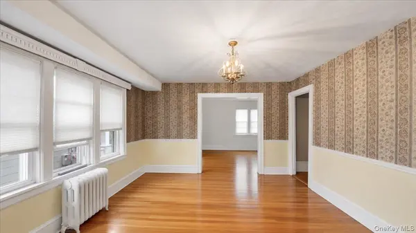 9 Howard AVE, White Plains, NY 10606
