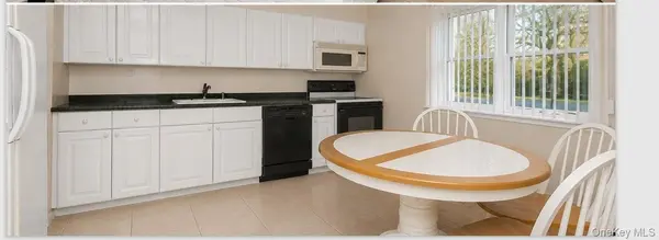 330 Bayville AVE, Bayville, NY 11709