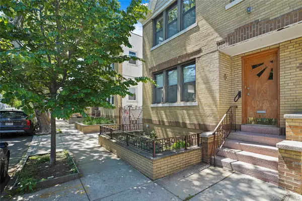 1877 Hart ST, Ridgewood, NY 11385