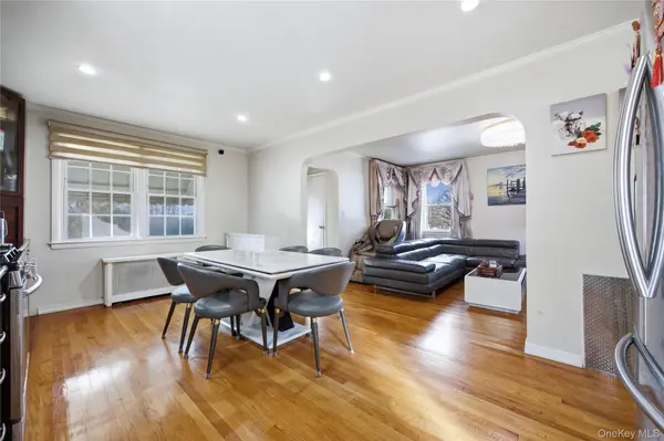32-03 Clearview EXPY, Bayside, NY 11361