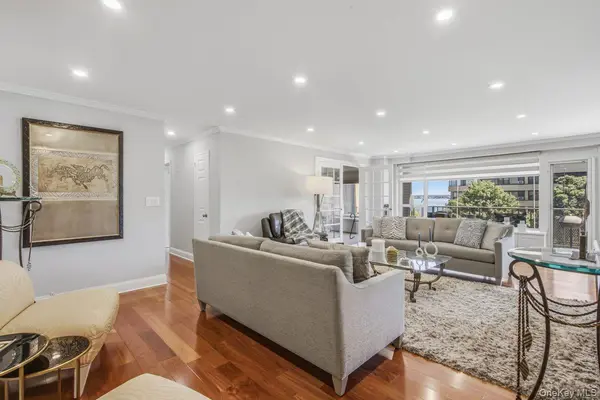 166-25 Powells Cove BLVD #4M, Beechhurst, NY 11357