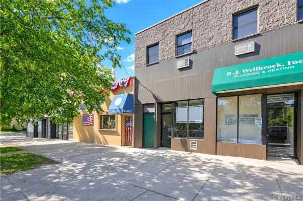 107-17 Metropolitan AVE, Forest Hills, NY 11375