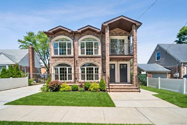 139-18 250 ST, Rosedale, NY 11422