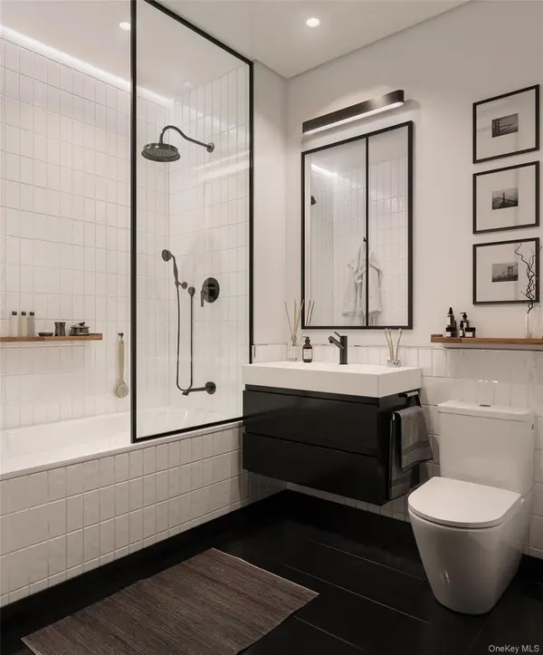 31-23/25 Linden, Flushing, NY 11354