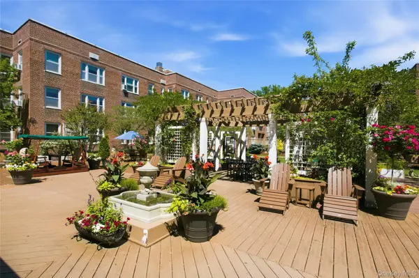 101 Old Mamaroneck RD #3D4, White Plains, NY 10605