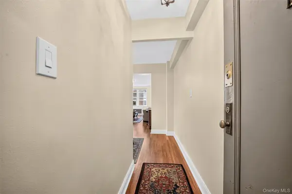 110-20 71 AVE #408, Forest Hills, NY 11375