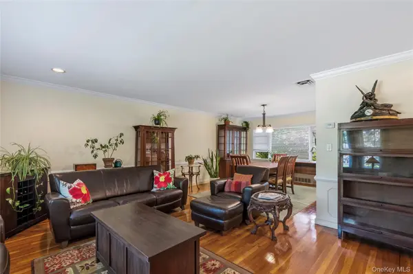 128 Atkinson RD, Rockville Centre, NY 11570