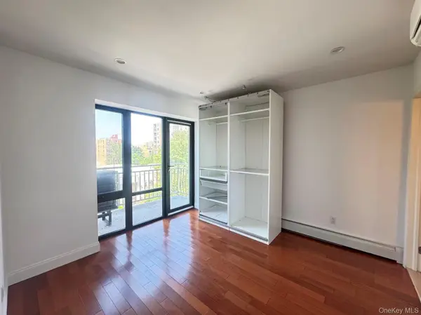 14456 Roosevelt AVE #5A, Flushing, NY 11354