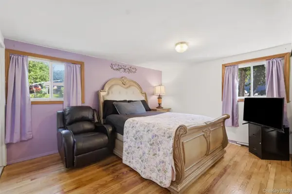 74 Creek Run RD, Newburgh, NY 12550