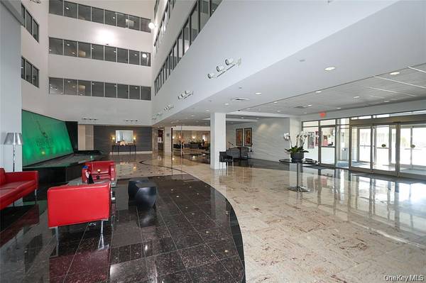 100 Harbor View DR #251, Port Washington, NY 11050
