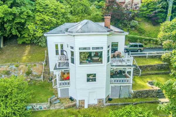 12 Shadyside AVE, Nyack, NY 10960