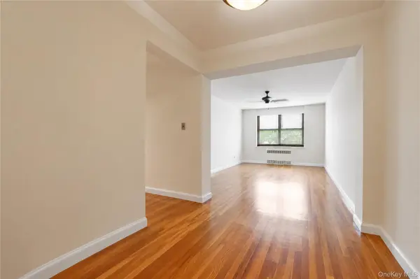 28-02 141st ST #1C, Flushing, NY 11354