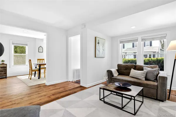 12 Smull, Port Washington North, NY 11050