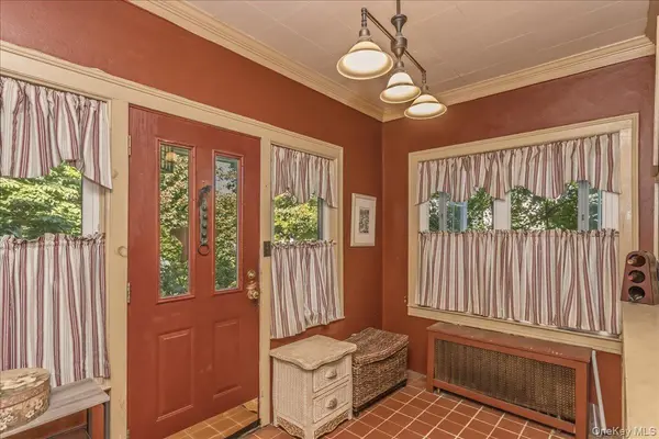 40-29 217th ST, Bayside, NY 11361