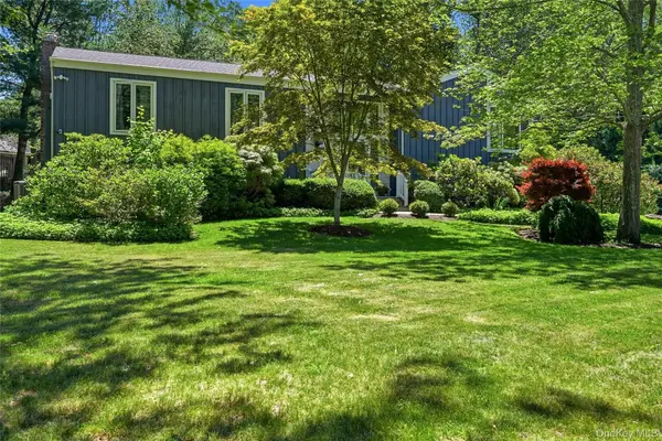 95 Linda LN, Riverhead, NY 11901