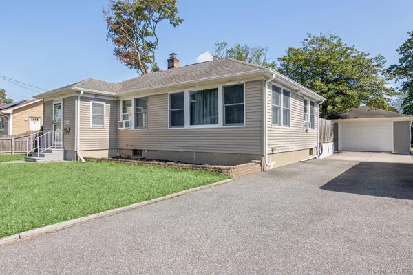 1333 Richland BLVD, Bay Shore, NY 11706