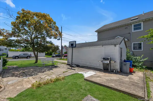 360 Litchfield AVE, Elmont, NY 11003