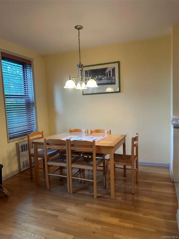 140-39 34th AVE #2S, Flushing, NY 11354